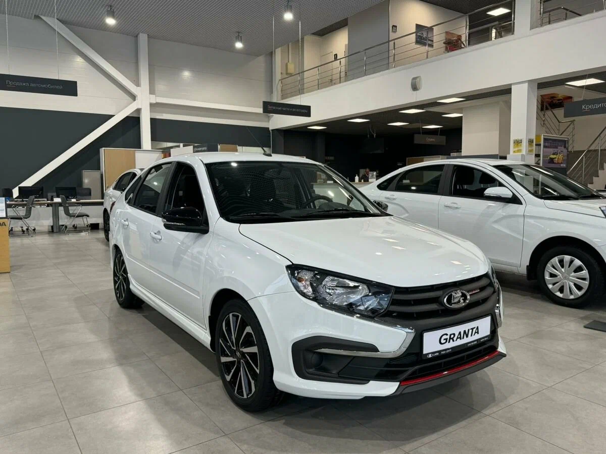 Lada Granta Sport Лифтбек в Ставрополе - фото №1
