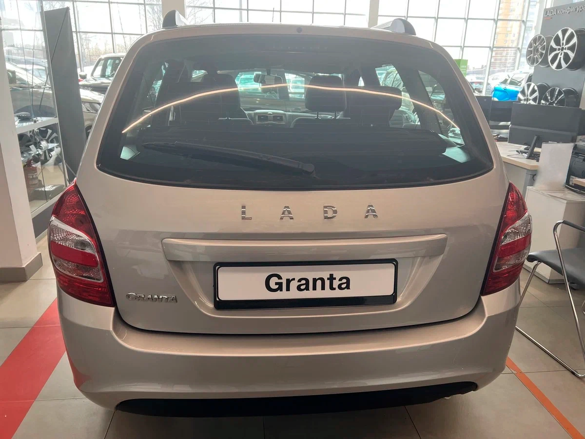 Lada Granta Универсал в Ставрополе - фото №3
